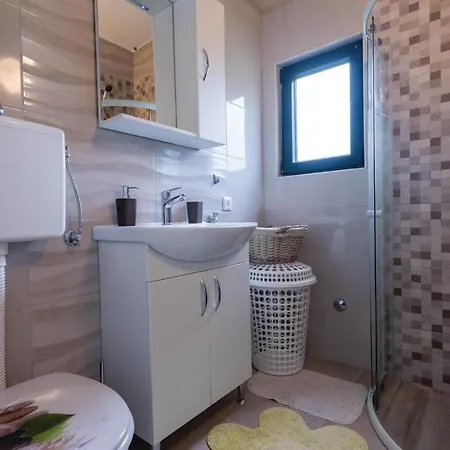 Cozy In With Wifi 아파트